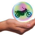 Quelles solutions pour payer son assurance moto moins cher ?