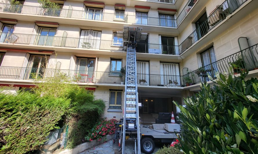 Comment sélectionner un monte-meuble adapté à vos besoins sur Paris 18 ?