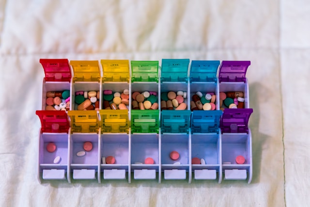Médicaments à la maison: stockage et interactions à connaître