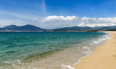 Rez de villa face a la mer
